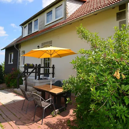 In Mit Terrasse Ferienhaus Stormbruch